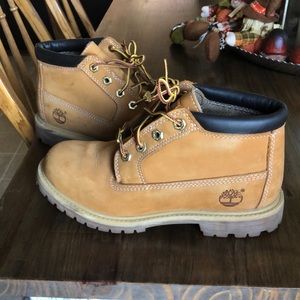 Timberland women’s boots size 7